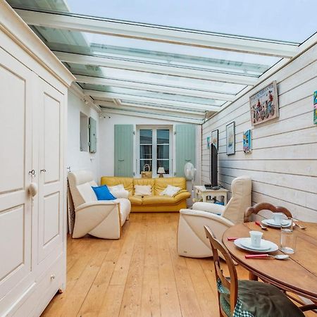 Nice Studio With Veranda Nearby The Beach In La Flotte - Welkeys Buitenkant foto
