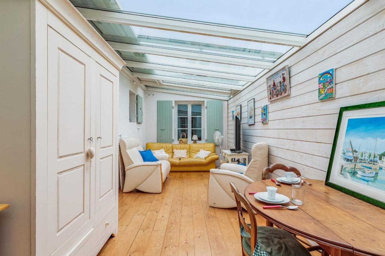 Nice Studio With Veranda Nearby The Beach In La Flotte - Welkeys Buitenkant foto